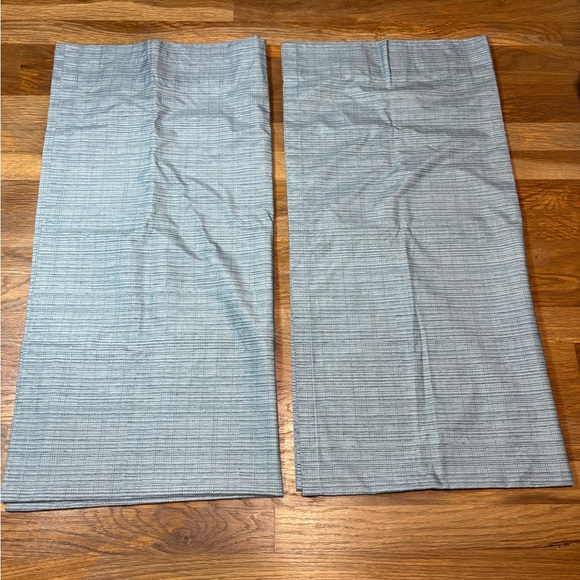 Pair of 30x63” black out curtain panels - Picture 1 of 6